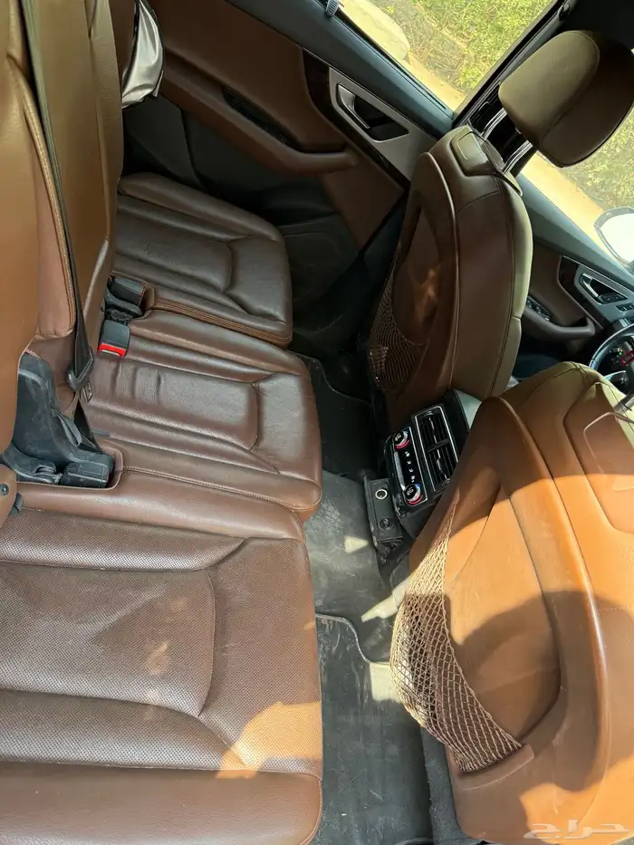 أودي Q7 فل كامل 9