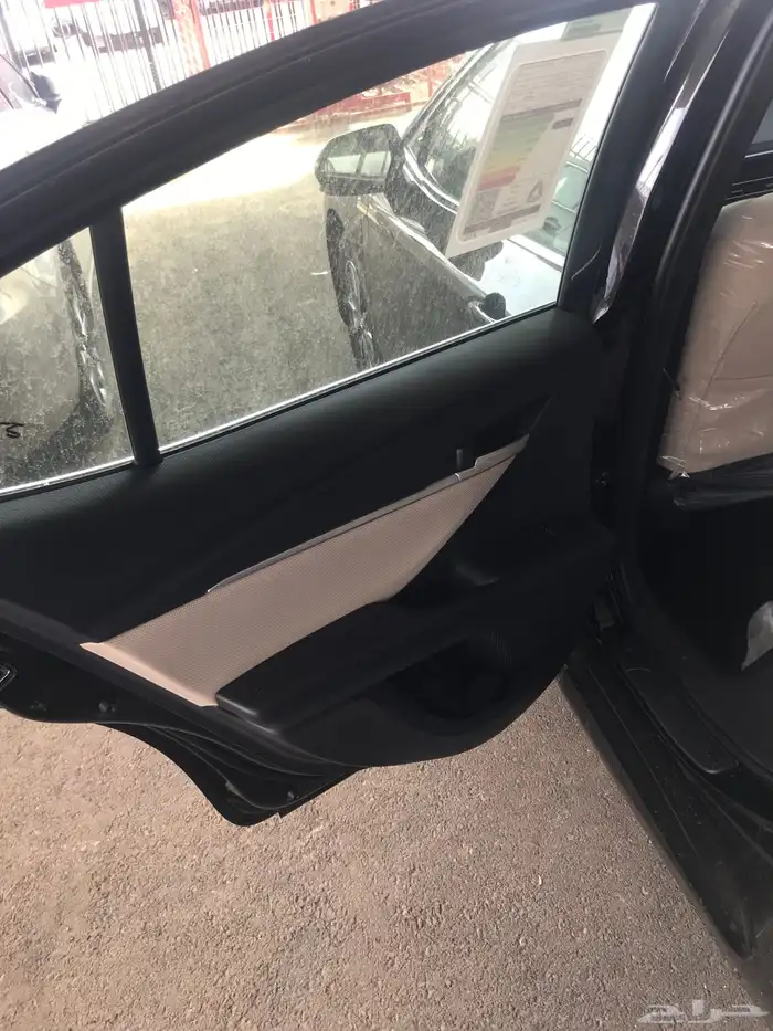 تويوتا كامري E سعودي موديل 2025 بنزين 6