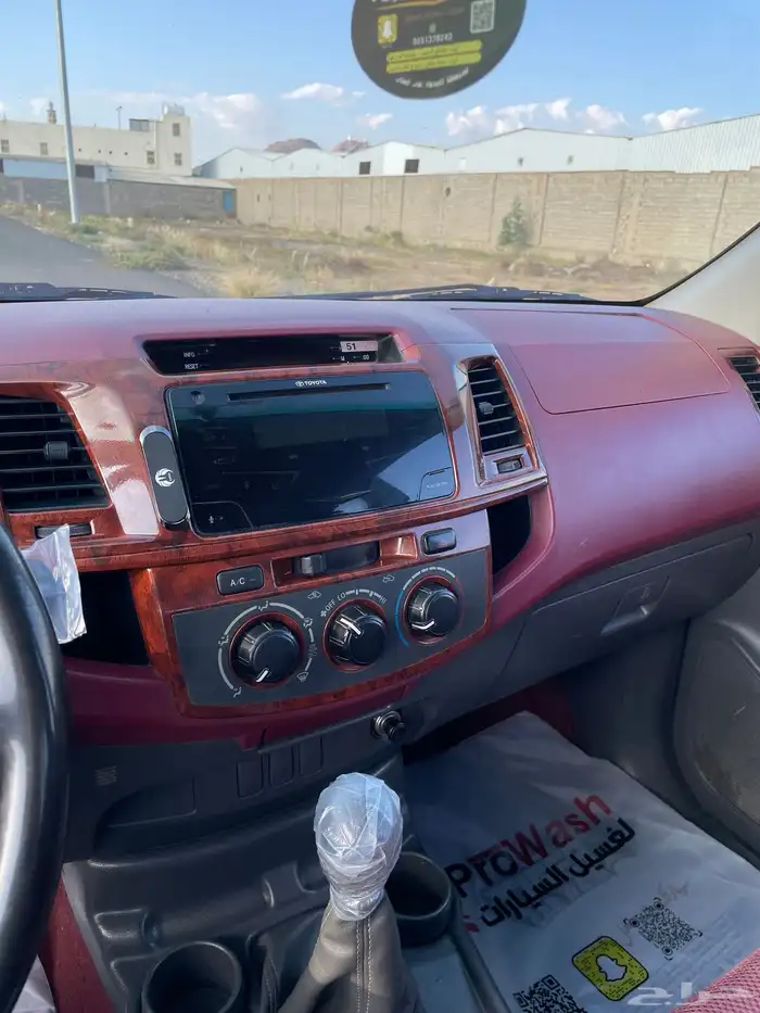 هايلوكس 2014 نظيفة 7