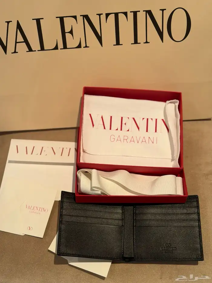 محفظه ماركه v اصليه 3