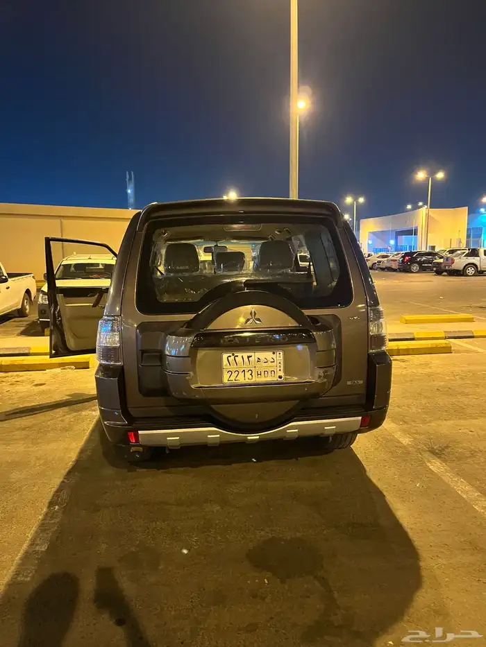 متسوبيشي باجيرو 2012 4