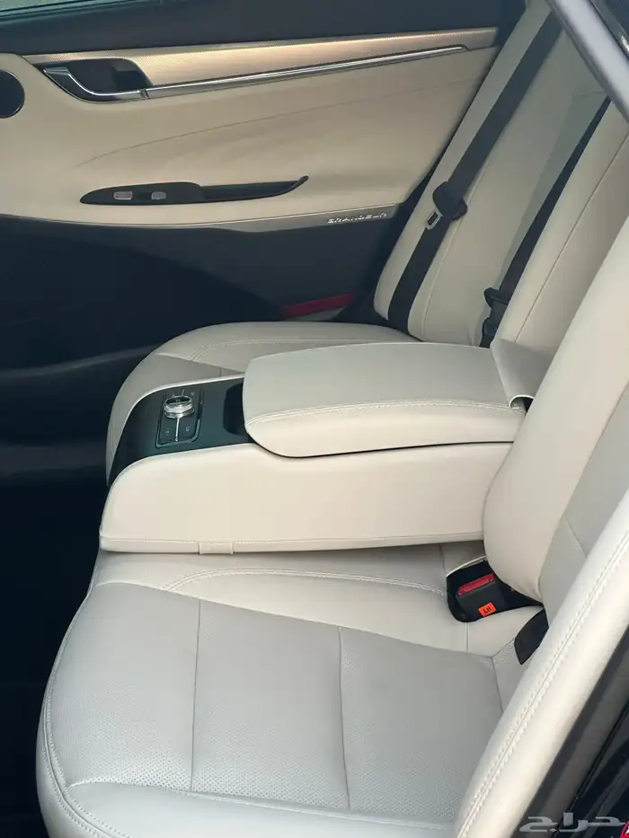 هونداي ازيرا 2022 بنزين 6 سلندر 5