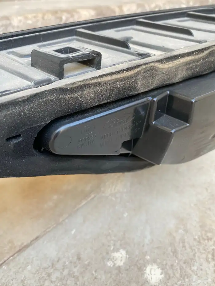 اصطب شنطه فورد تورس 2024 2