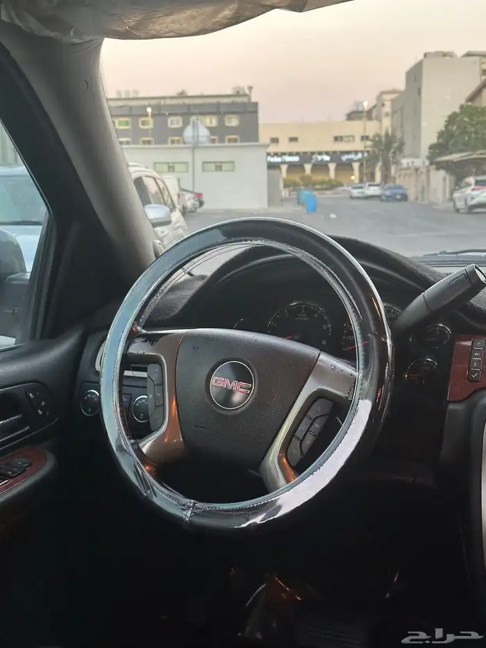 للبيع GMC يوكن 2008 فل كامل SLT نظيف جدا 10