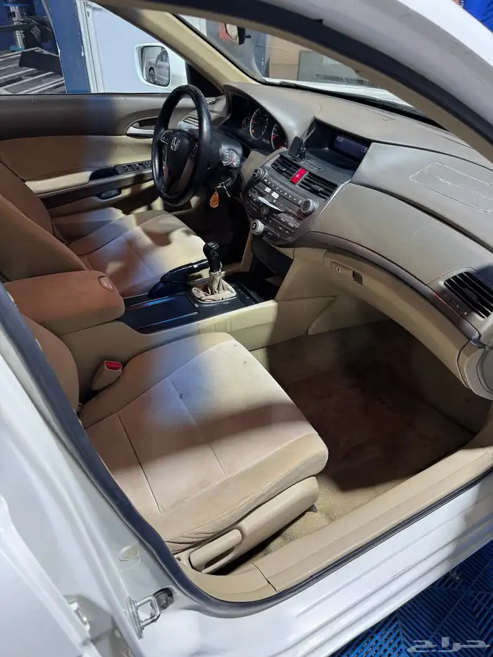 اكورد 2009 ( قير عادي ) 7