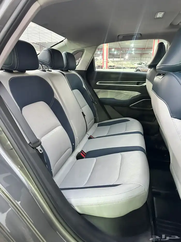 جيلي إمجراند 2023 فل كامل 15