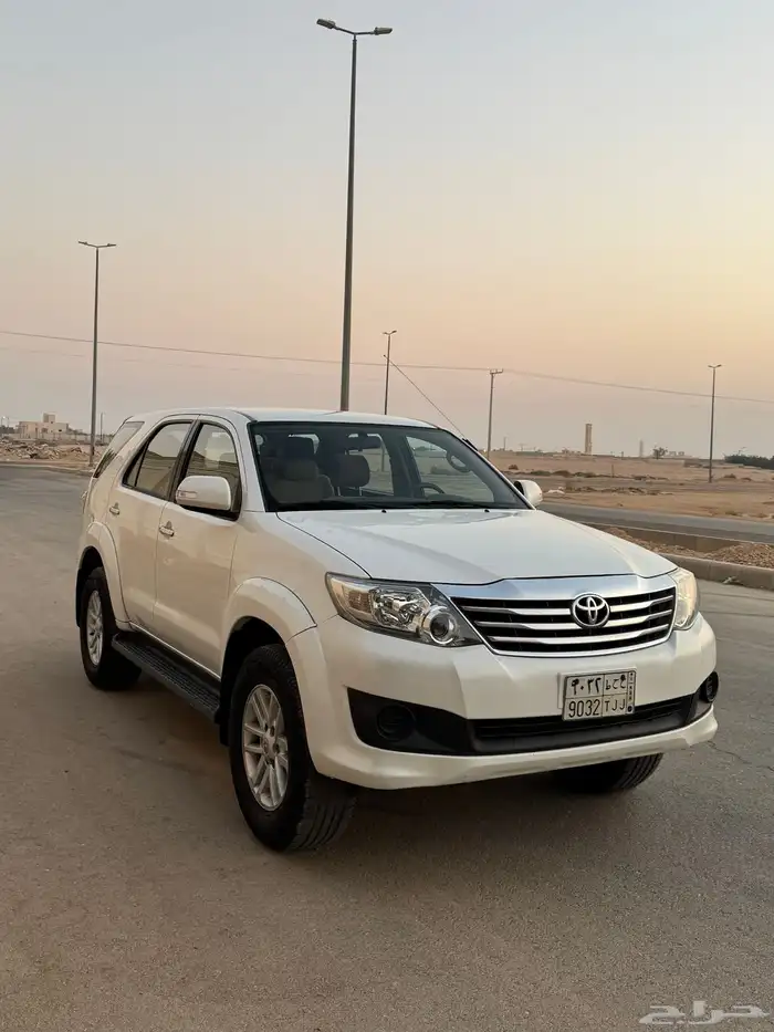 فورتشنر قمة النظافه 2013 بدون دبل 0