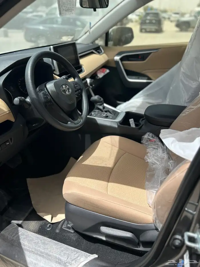 تويوتا  راف فور LE هايبرد دبل 2025 رمادي 113300شامل الضريبة 4