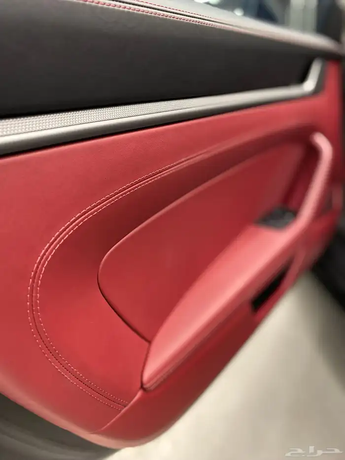 بورش كاريرا 8