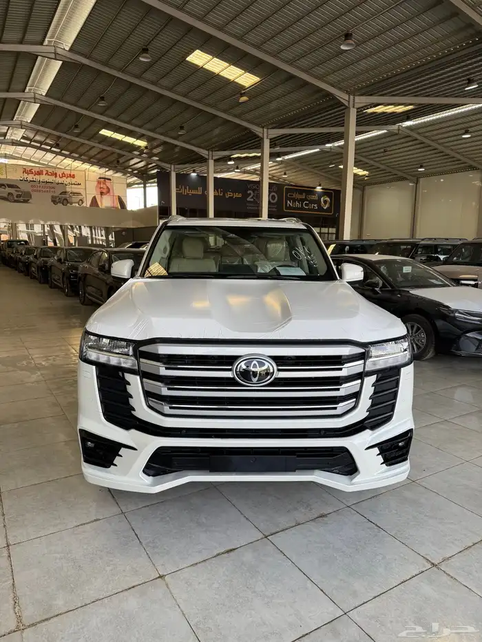 لاندكروزر GXR.S.2025 تنفس طبيعي اقل سعر بالسوق عرض خاص 1