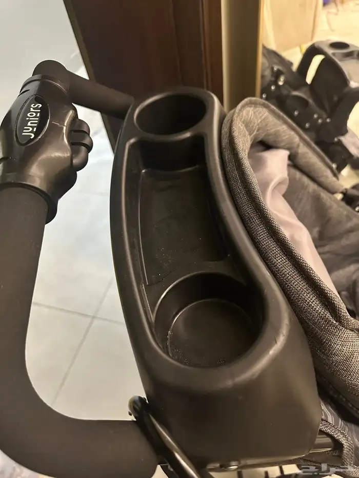 عربة أطفال ومدخل 7