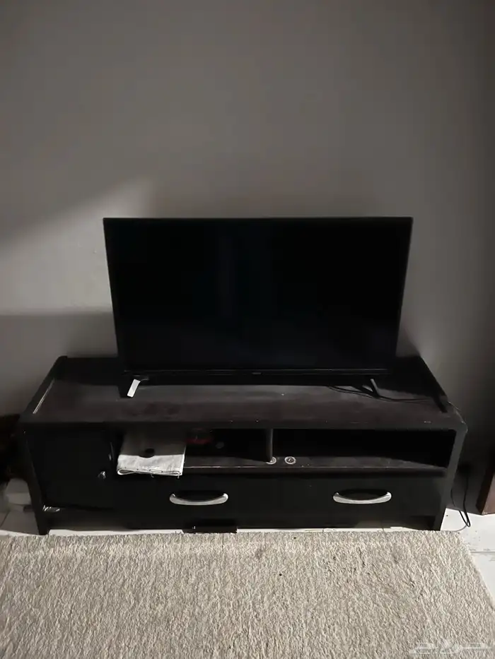 اثاث للبيع بدون الشاشات 3