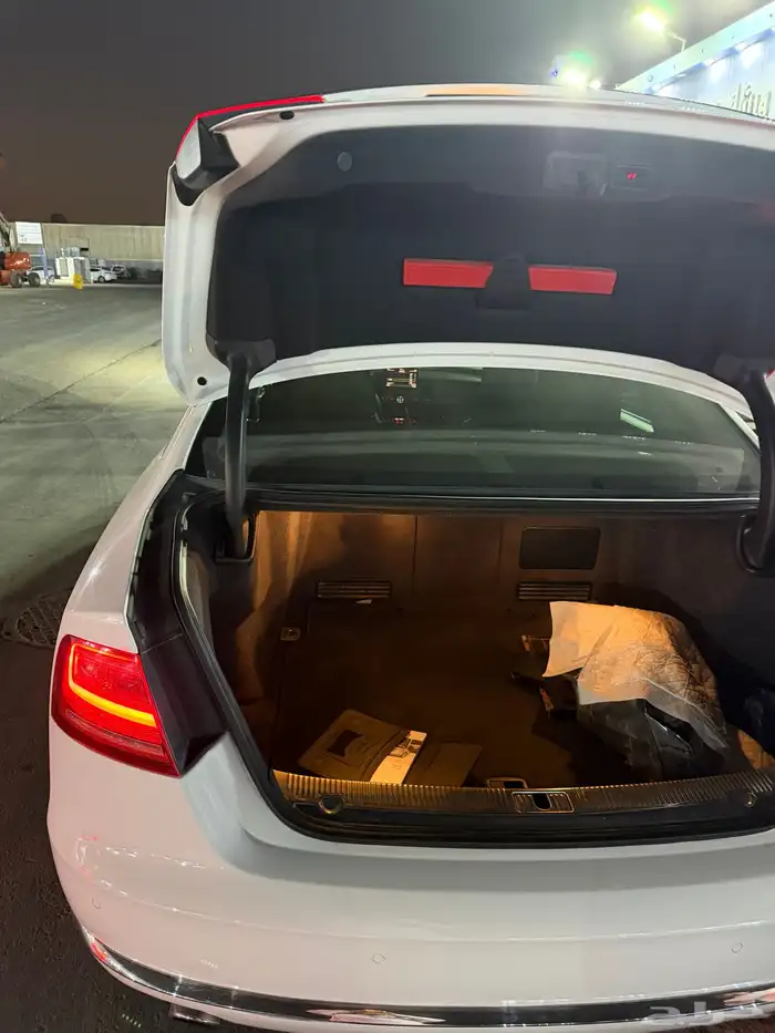 اودي 2012نضيف A8 13