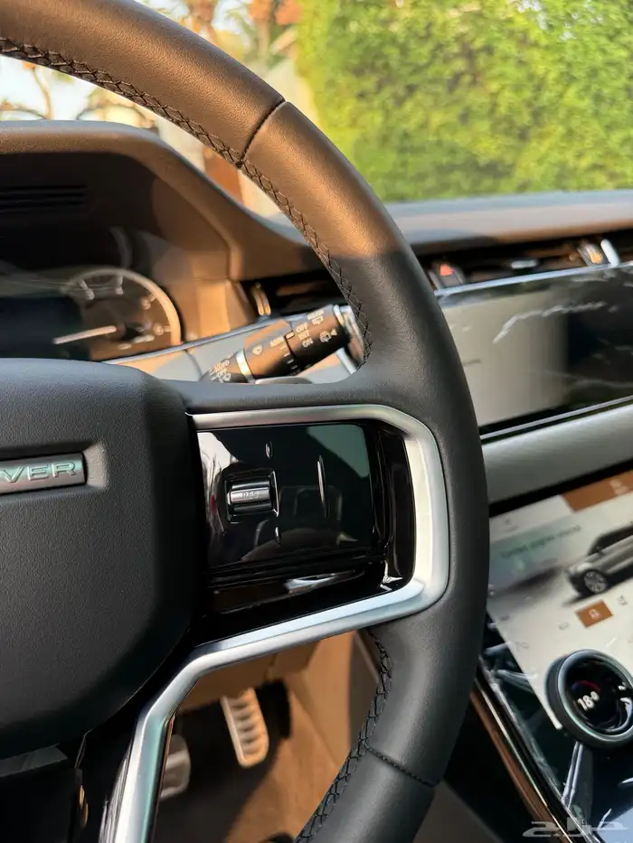 لاند روفر ايفوك R-Dynamic ممشى 800 كيلو 2023 13