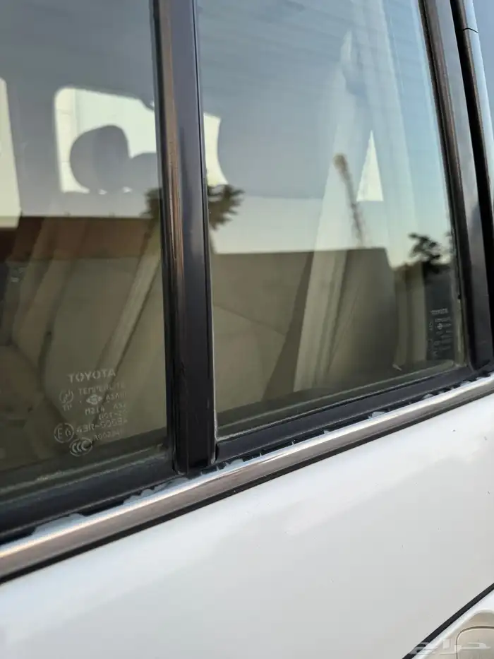 للبيع لاندكروزر 2006 GXR تماتيك 50