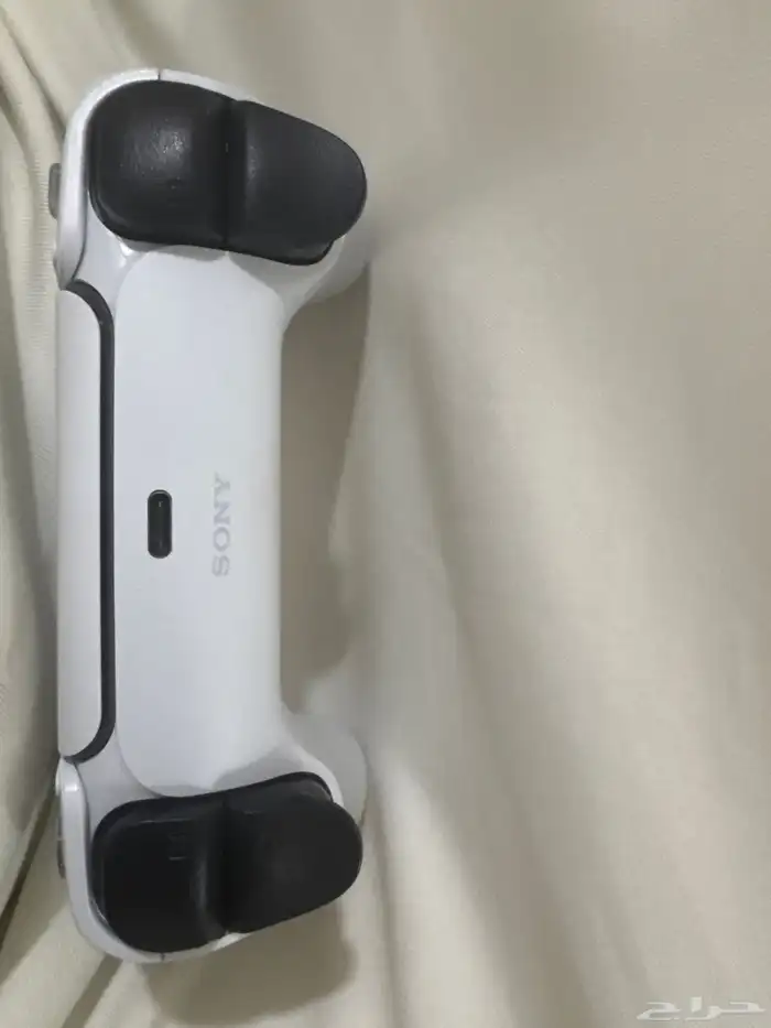 يد سوني استخدام شهرين 2