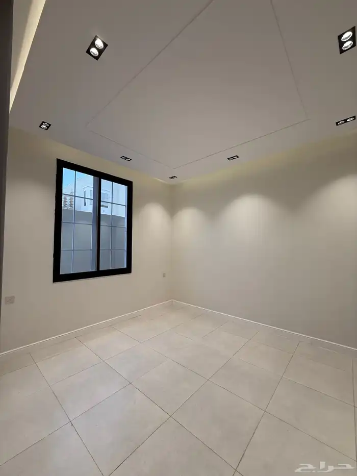 للبيع دور ثاني 6 غرف بأبها- قرب منتزة المطار بسعر 550 الف 31