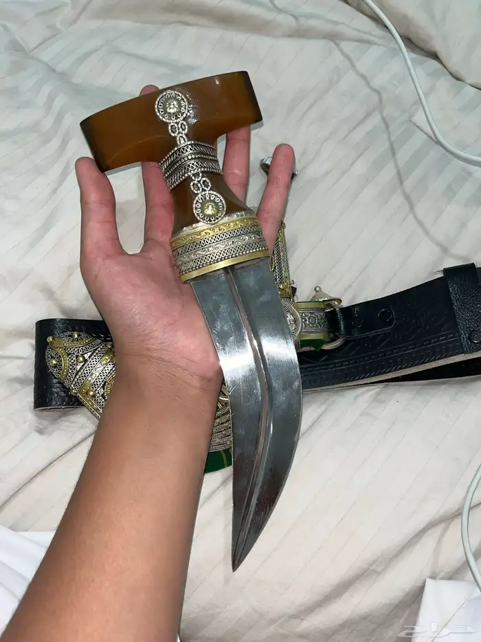 جنبية حك زراف 0