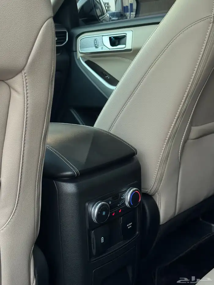 فورد اكسبلورر ليمتد 2022 عداد 44 الف 10