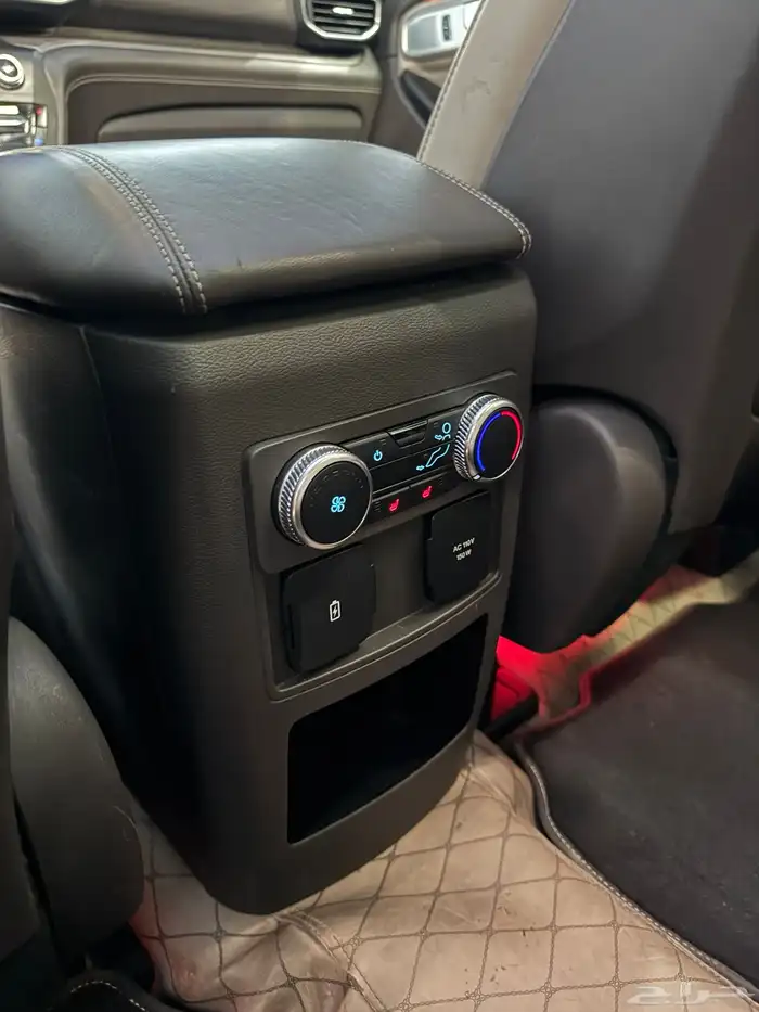 فورد اكسبلورر 2020 نظيف 23