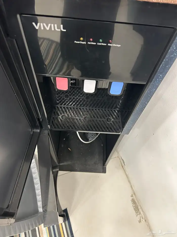 مبرد ماء للبيع بحالة ممتازة 0