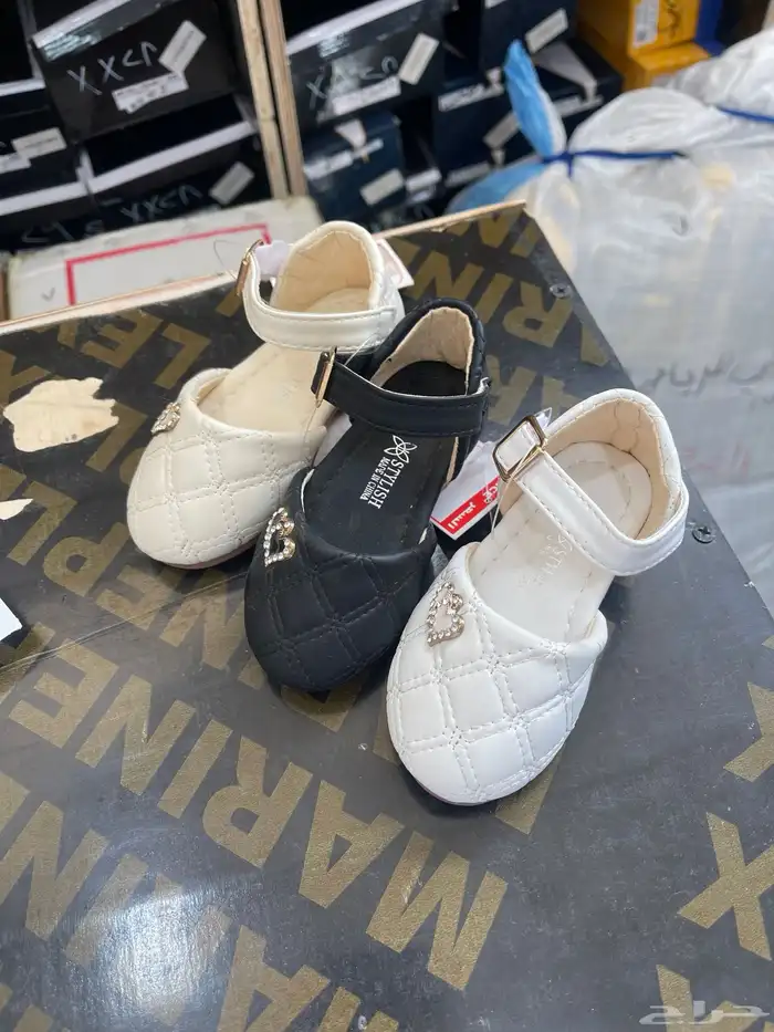 أحذيه نسائيه 35