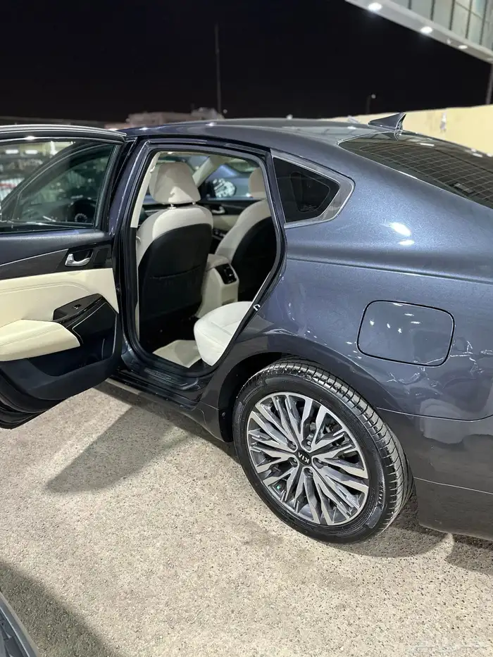 كيا كادينزا 2020 ستاندر وكالة 9