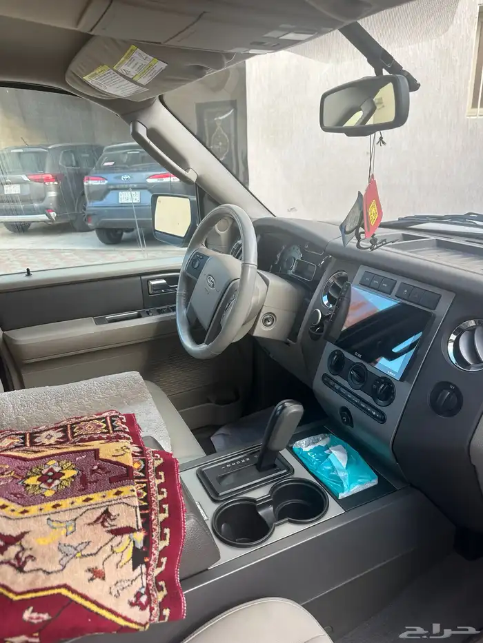 فورد اكسبيدشن 2010 8