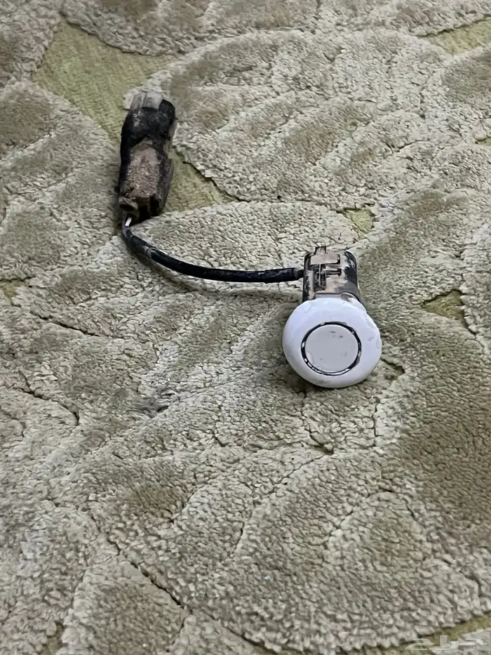 شبك لاندكروزر Gxr 2015 والساعه والفليشر مع الحساس الخلفي 8