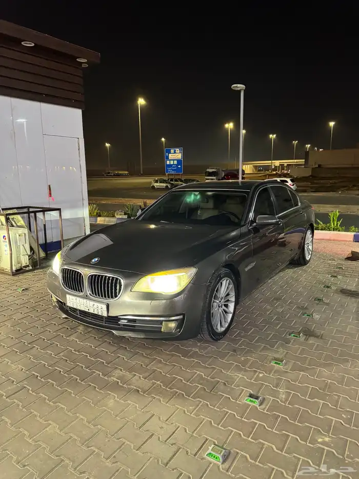 بي ام 730 2013 6