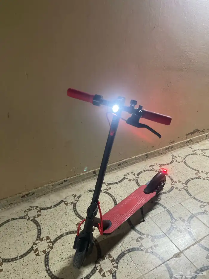 اسكوتر كهربائي 2