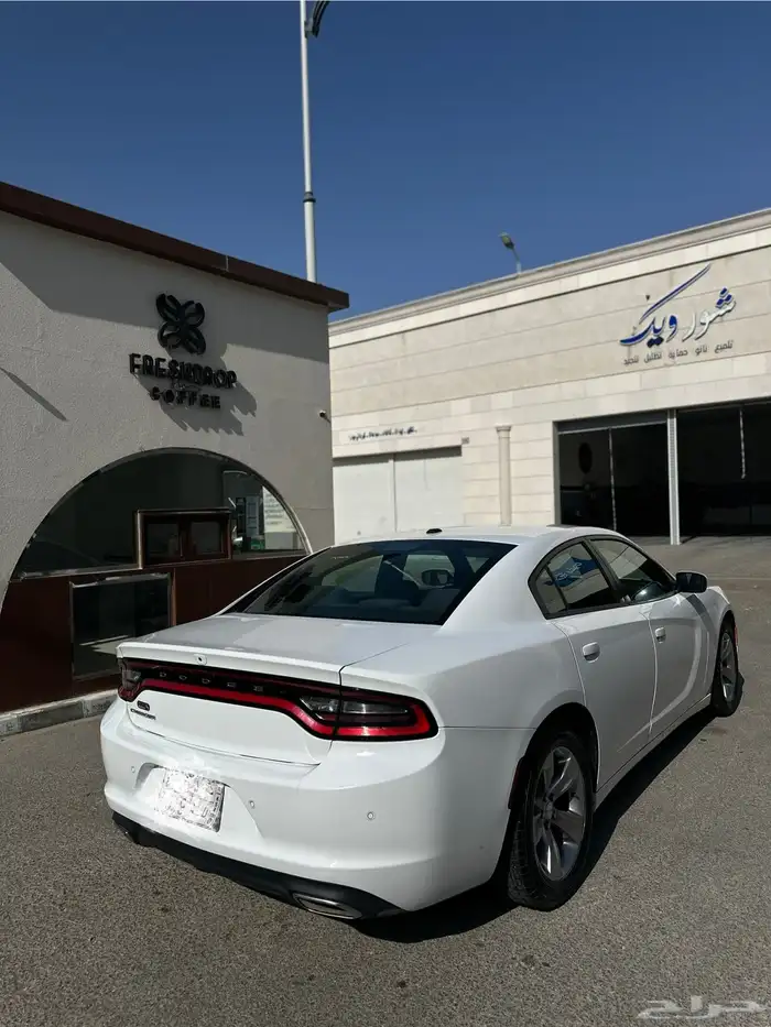 دوج تشارجر 2019 sxt 3