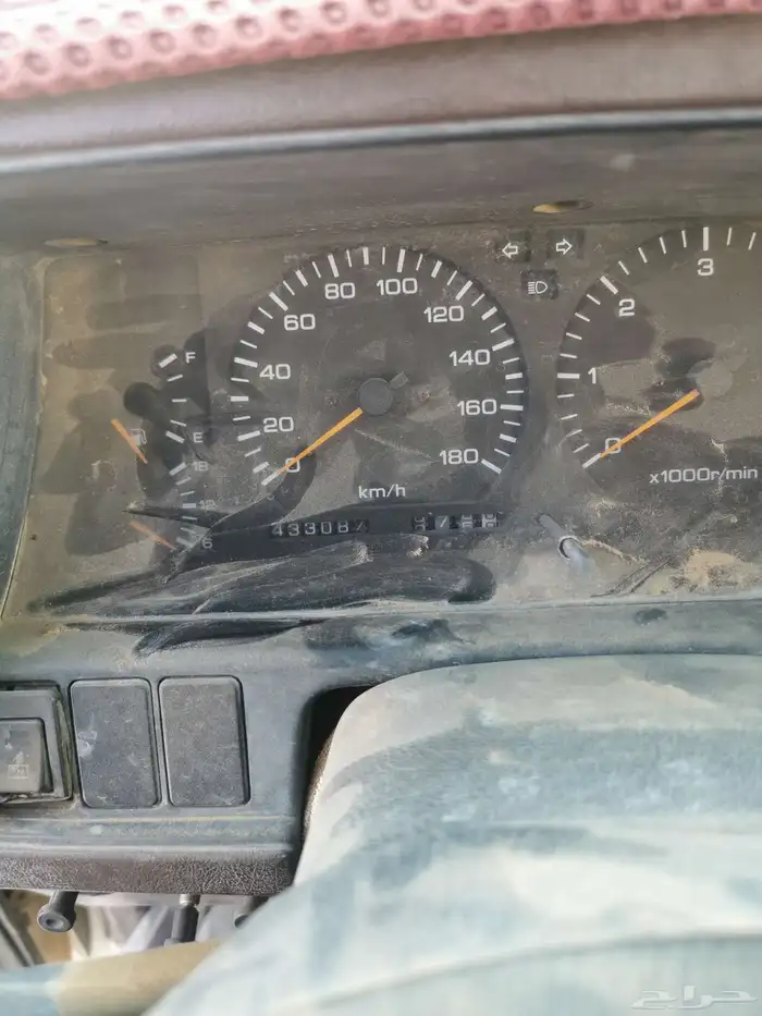 جيب نيسان صالون مديل 96 0