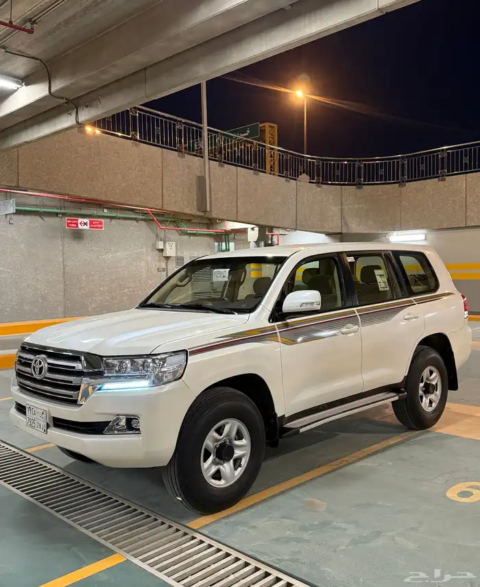 لاند كروزر 2016 0