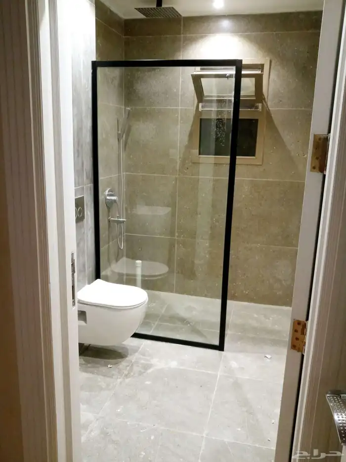 زجاج الشاور حاجز قزاز شاور حمام ابواب سحاب لشاور كبائن شاور 0