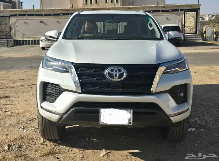 فورتشنر 2023 6 سرندل 0