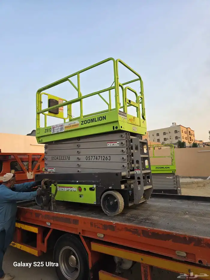 سيزرلفت 12متر للايجار سيزرلفت 10متر للايجار رافعه مقصيه 8متر 9