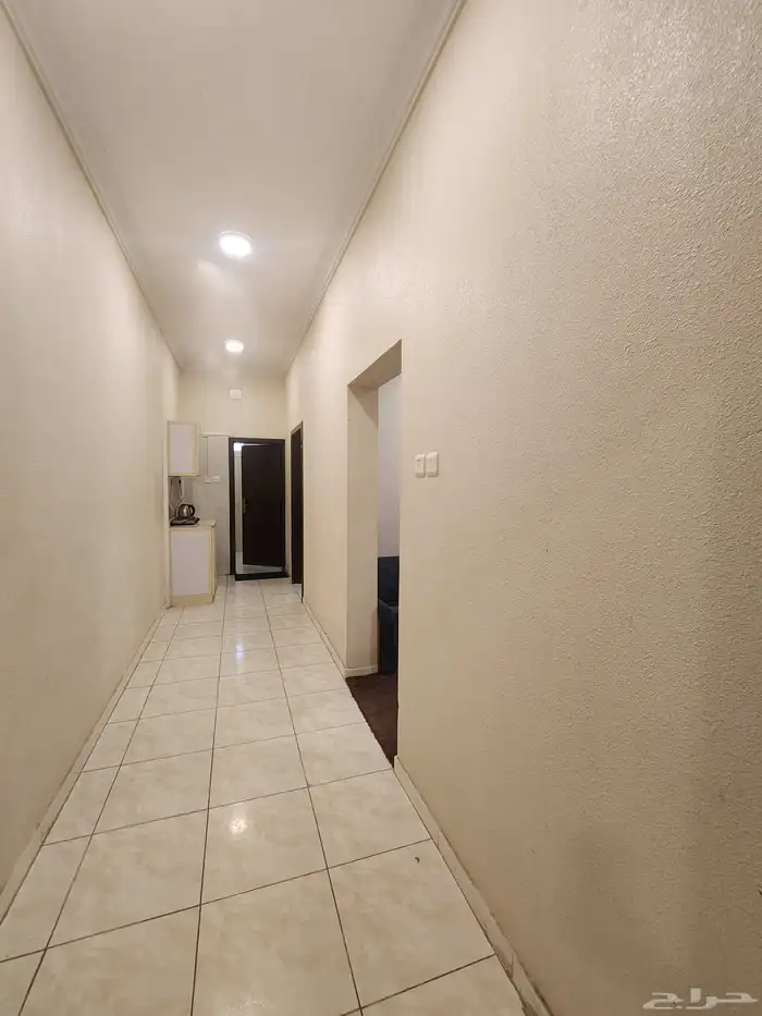 شقق عزاب مقابل البوابه الثانيه للمدينه العسكرية احد رفيده 7