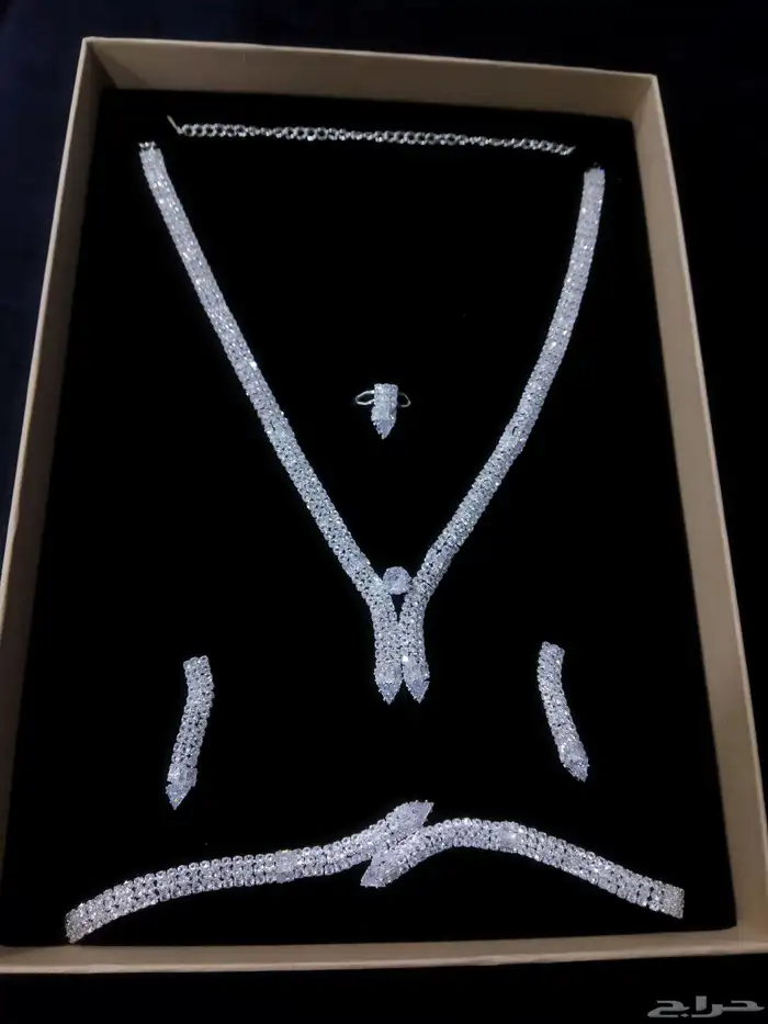 طقم اكسسوار جديد للبيع 2