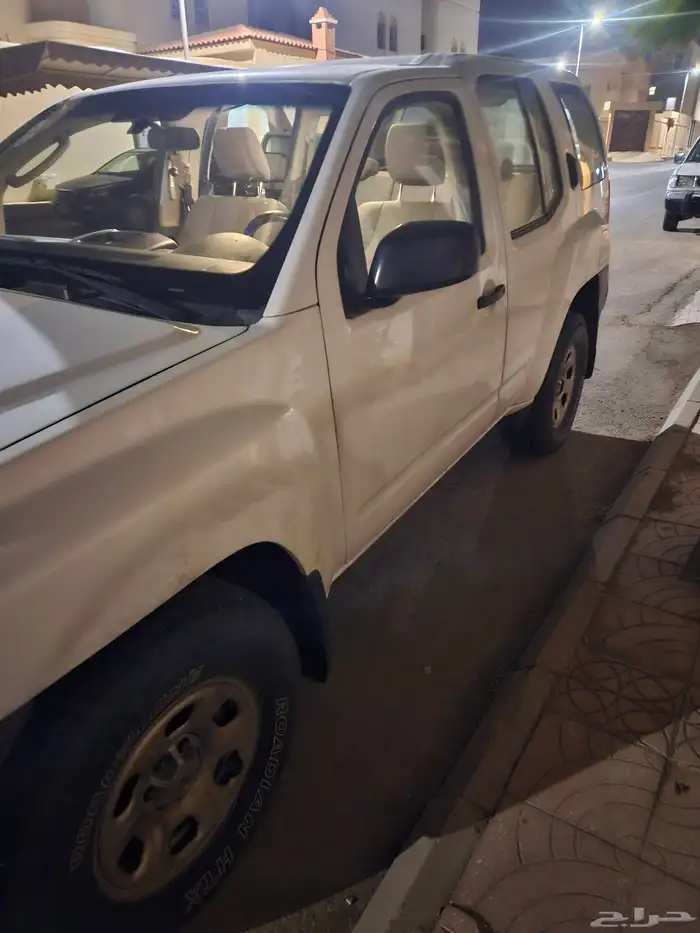 نيسان اكستيرا 2010 13