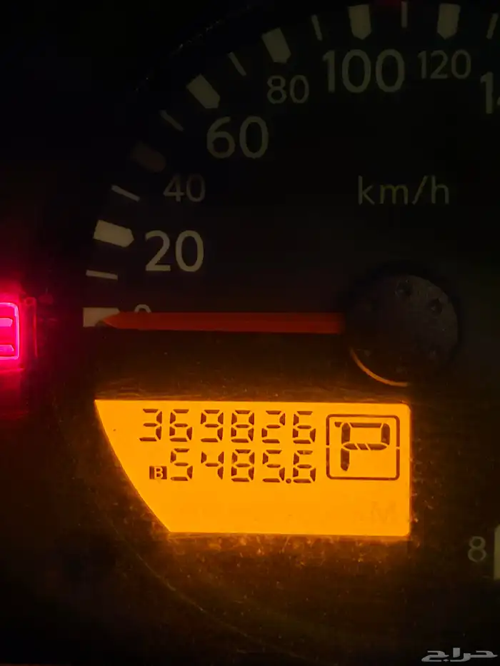 نيسان اكستيرا 2010 15