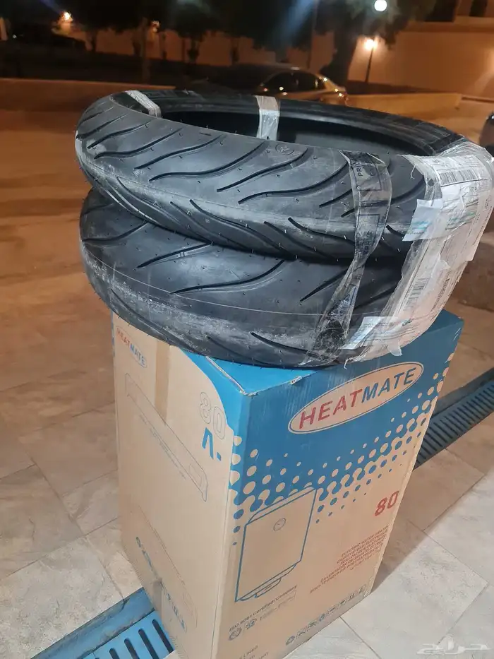 كفرات دراجة نارية ميشلان 130 70 18 180 55 18 2