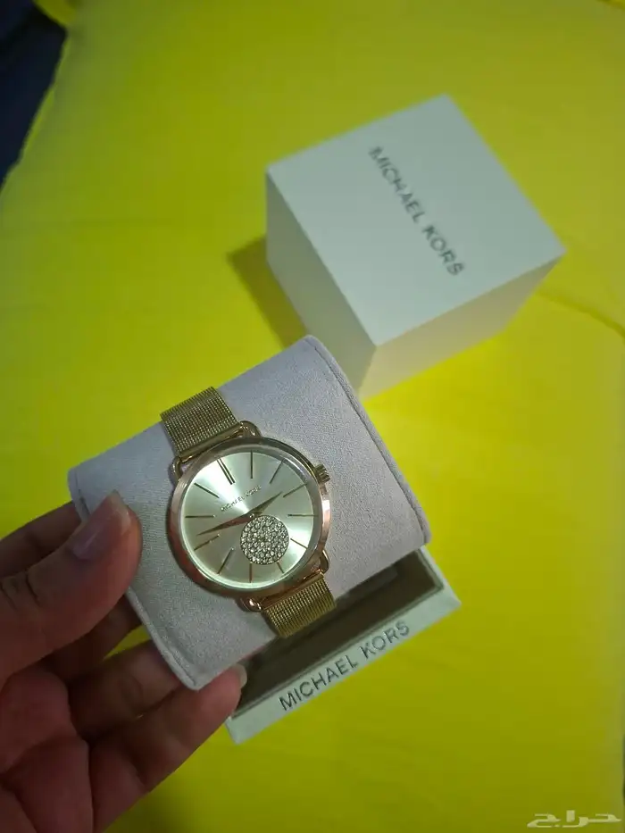 ساعة مايكل كورس الجديدة قابل للتفاوض جديدة لم تستخدم قبل 0