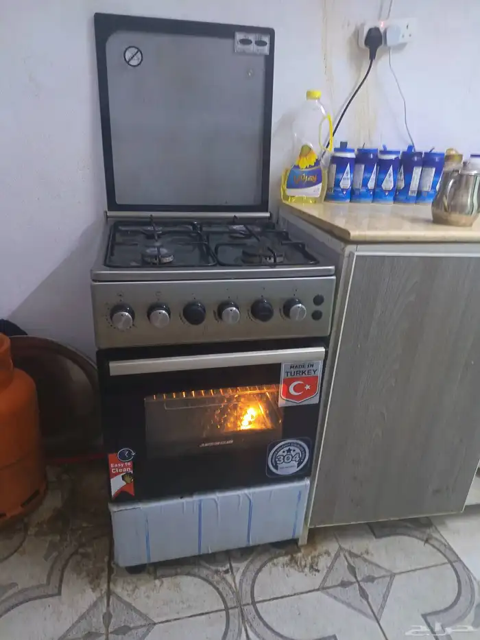 فرن 4شعله وشويه حاله فوق الممتاز فوق وتحت 1