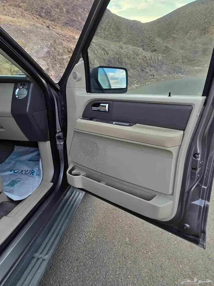 اكسبديشن موديل 2010وكاله 10