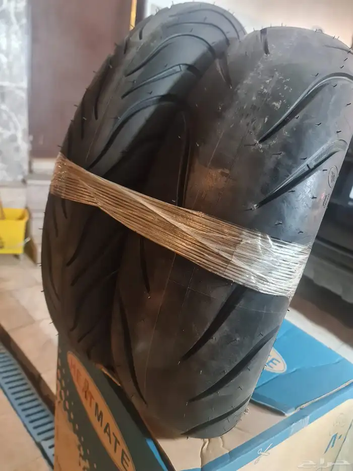 كفرات دراجة نارية ميشلان 130 70 18 180 55 18 1