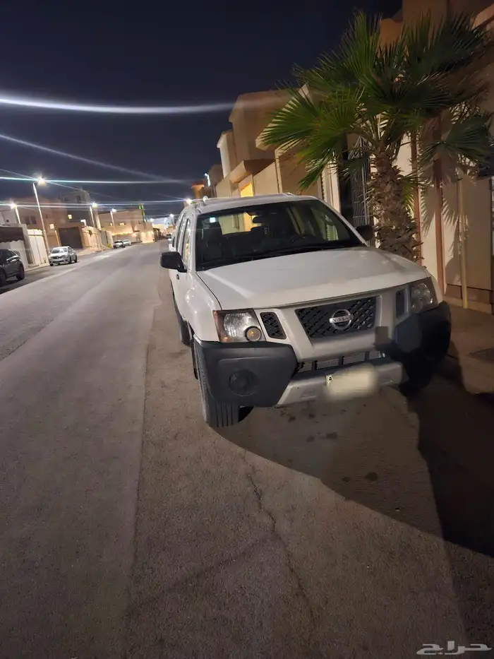 نيسان اكستيرا 2010 2