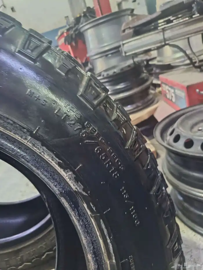 جنوط جمس مع طقم كفرات جودير 6