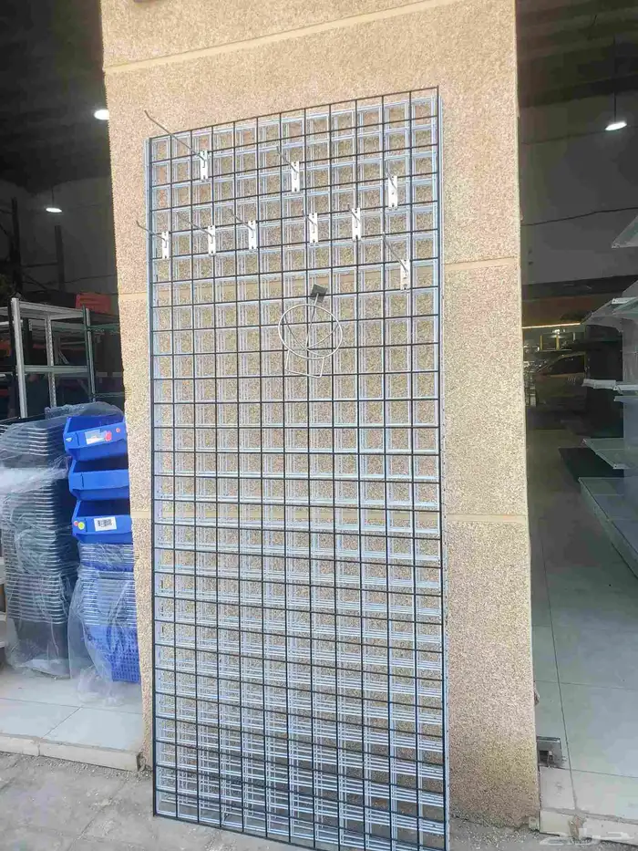 يوجد لدينا شبك تعليق وا مخرم تعليق جداري و وسط و خشب ديكور 1