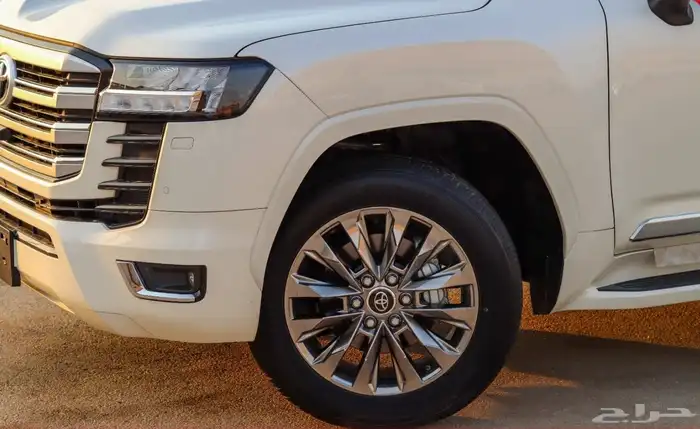 تويوتا لاندكروزر GXR. L4ديزل موديل 2024 6